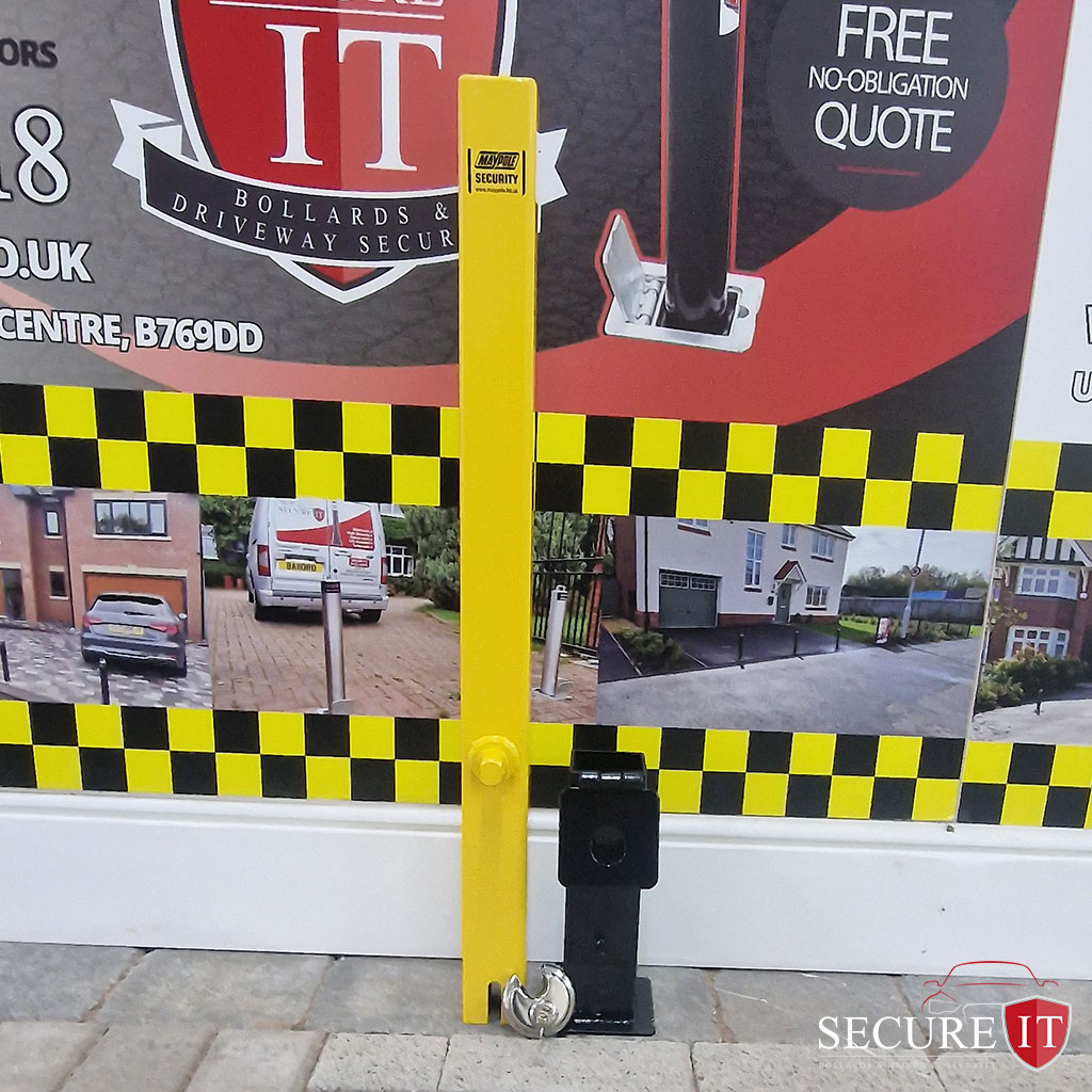 Maypole Removable Security Bollard